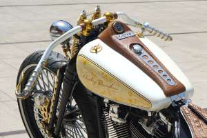 Lord Drake Custuom Harley Davidson Softail 12