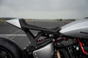 Powerbrick Harley Davidson Lowrider S Cafe Racer 16