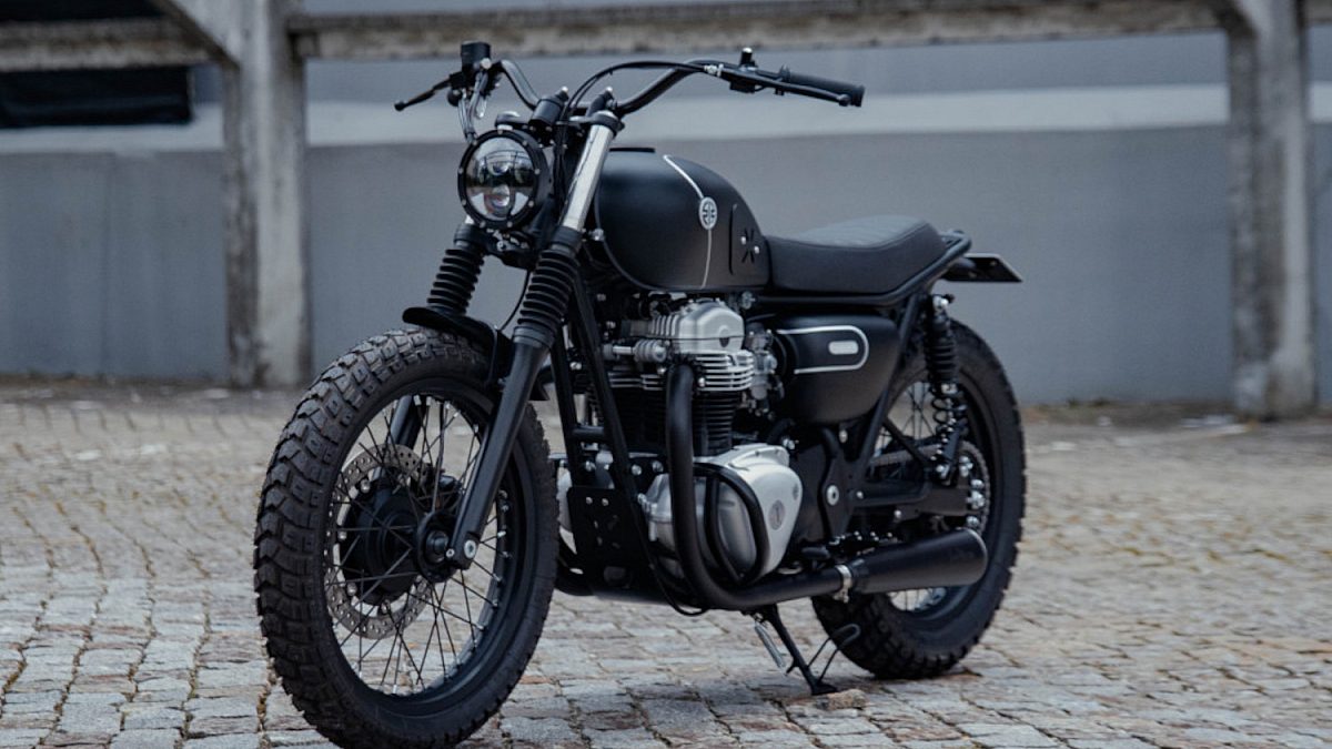 Shadow Play: WKND Customs’ Kawasaki W650 Scrambler